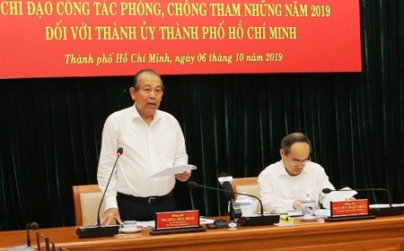 Phó Thủ tướng Thường trực làm việc với TPHCM về phòng, chống tham nhũng